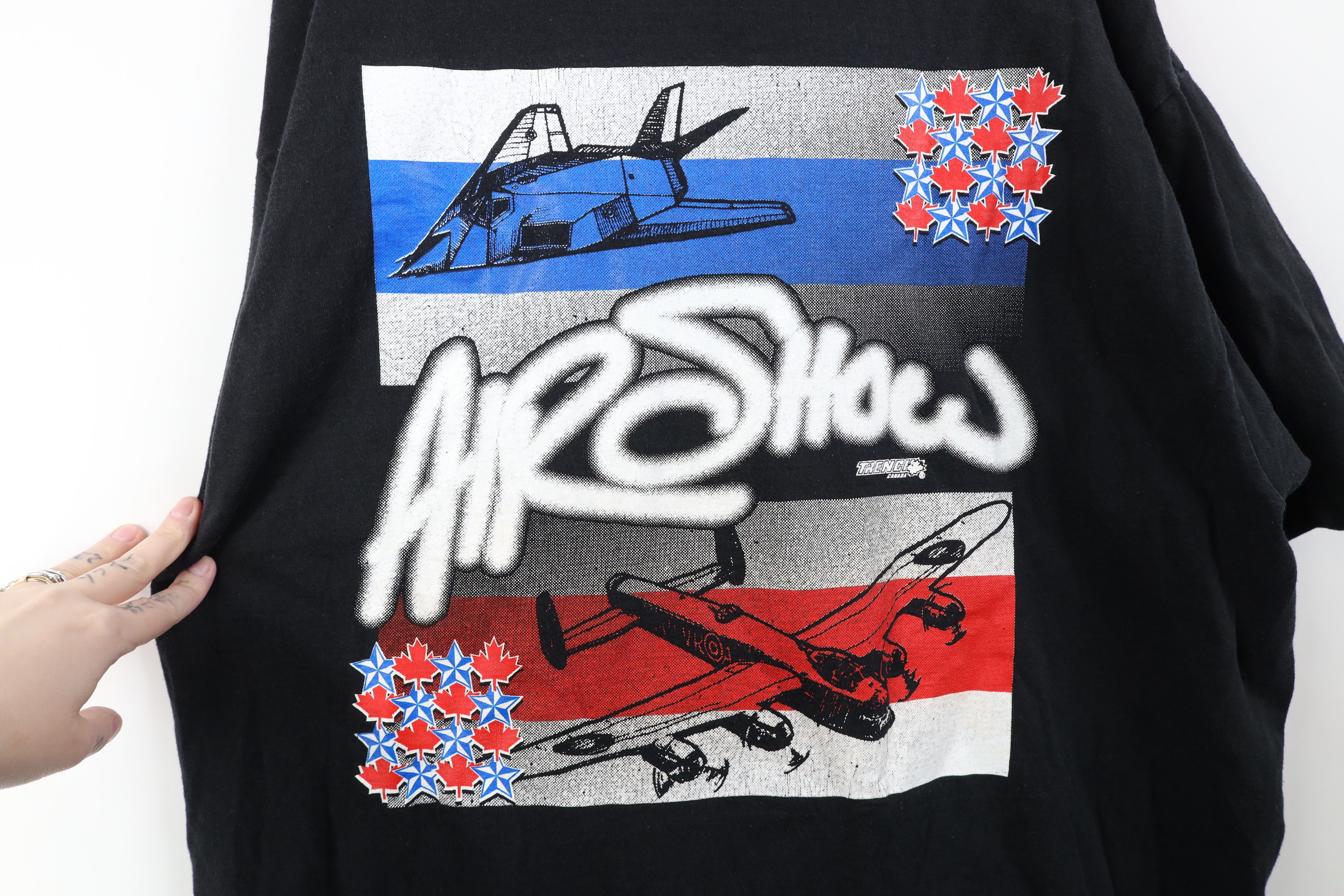Vintage Vintage 90s 1994 Friendship Festival Air Show Canada T-Shirt Size US XL / EU 56 / 4 - 11 Thumbnail