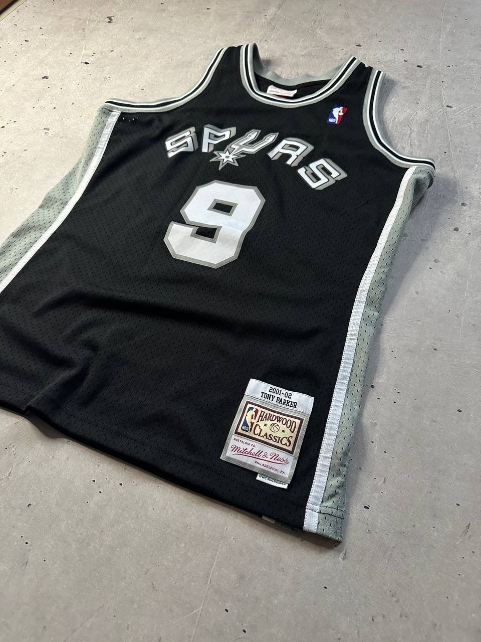 Mitchell & Ness × NBA San Antonio Spurs Tony Parker 2001-02 Hardwood Jersey Shirt Size US L / EU 52-54 / 3 - 2 Thumbnail
