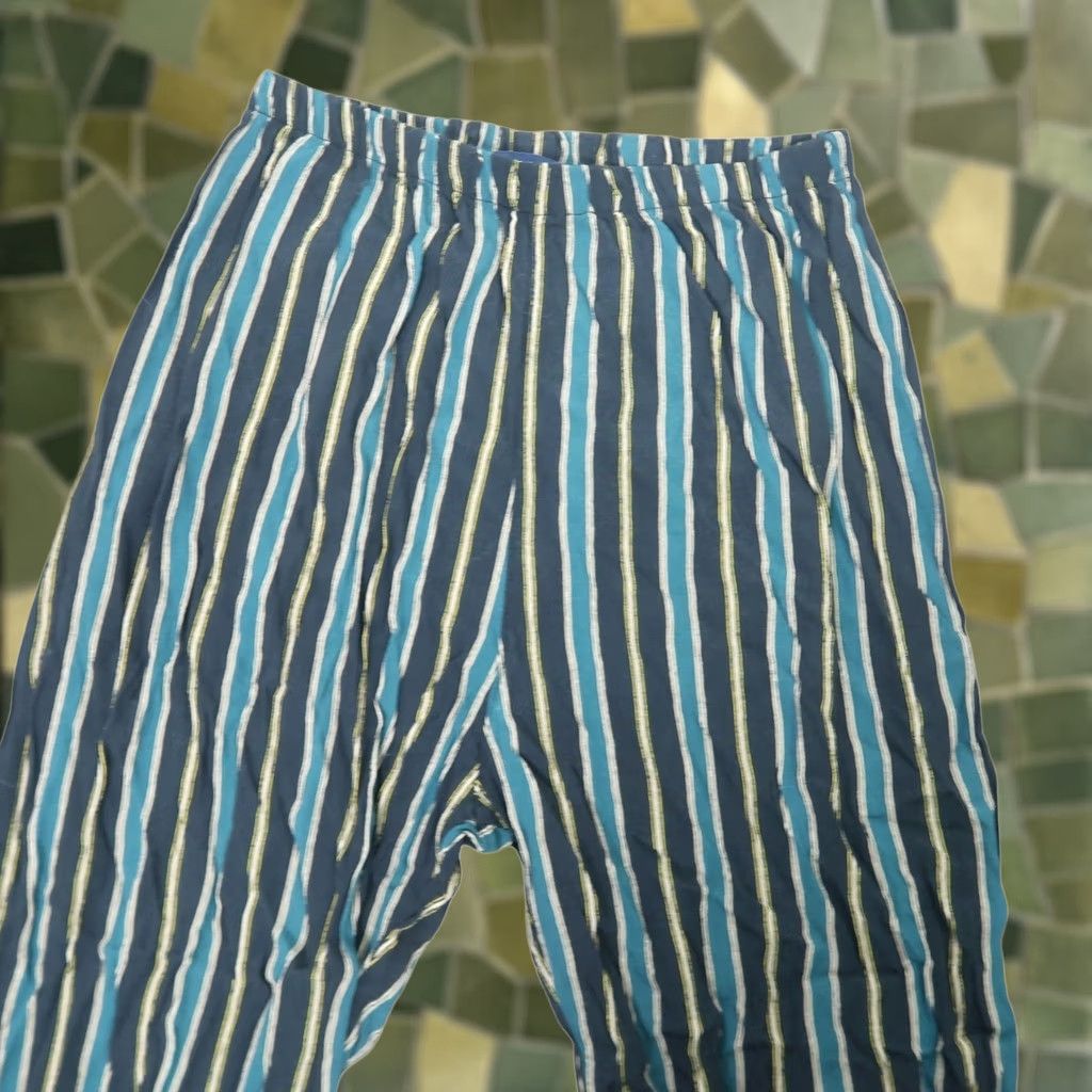 Brandy Melville VINTAGE Brandy Melville Pants Women S Black Striped Pull-on Ankle Skinny Viscose Bohemian Modern Casual Size 28" / US 6 / IT 42 - 1 Thumbnail