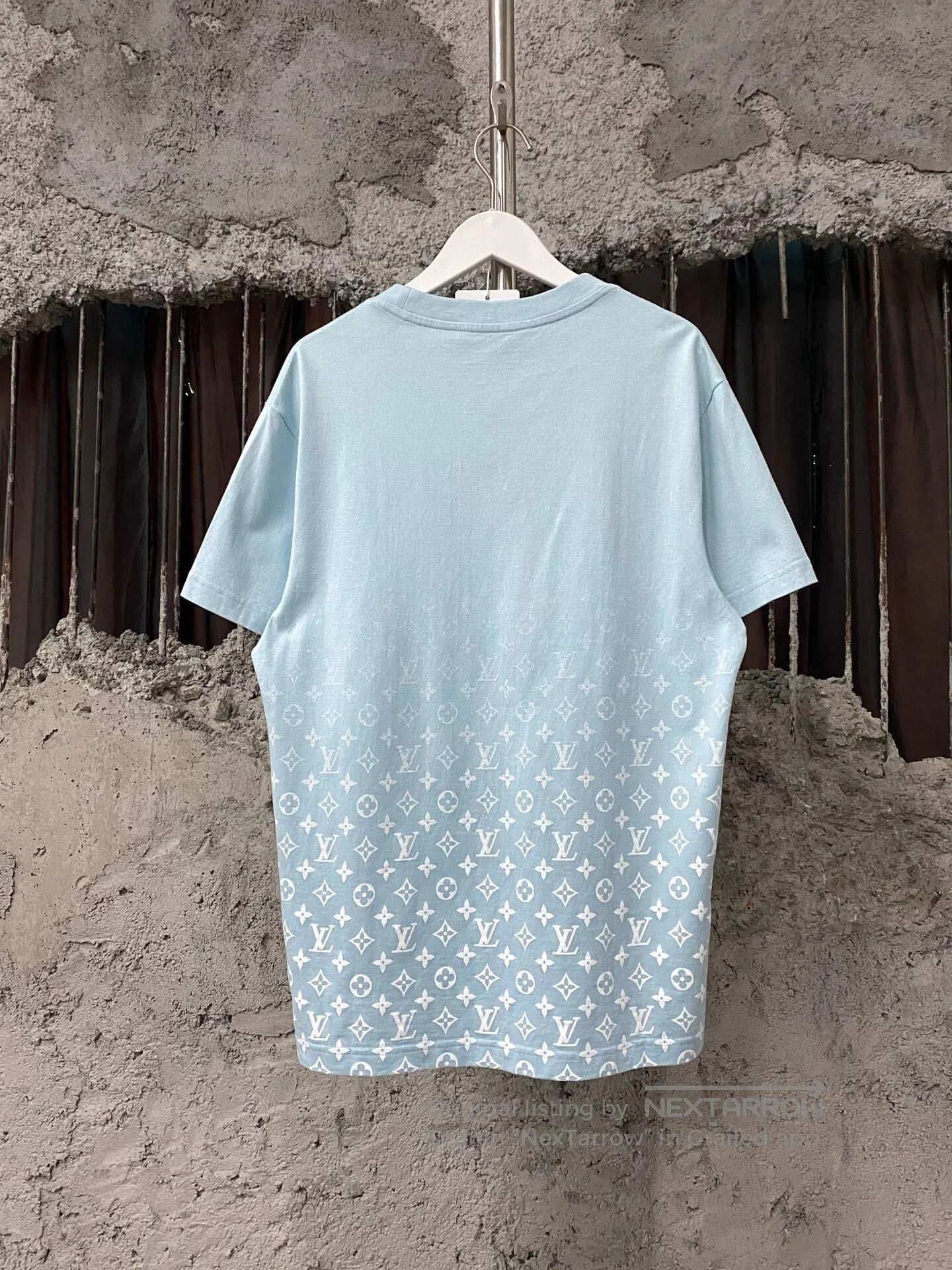 Louis Vuitton louis vuitton gradient short sleeve tee. Size US S / EU 44-46 / 1 - 2 Thumbnail