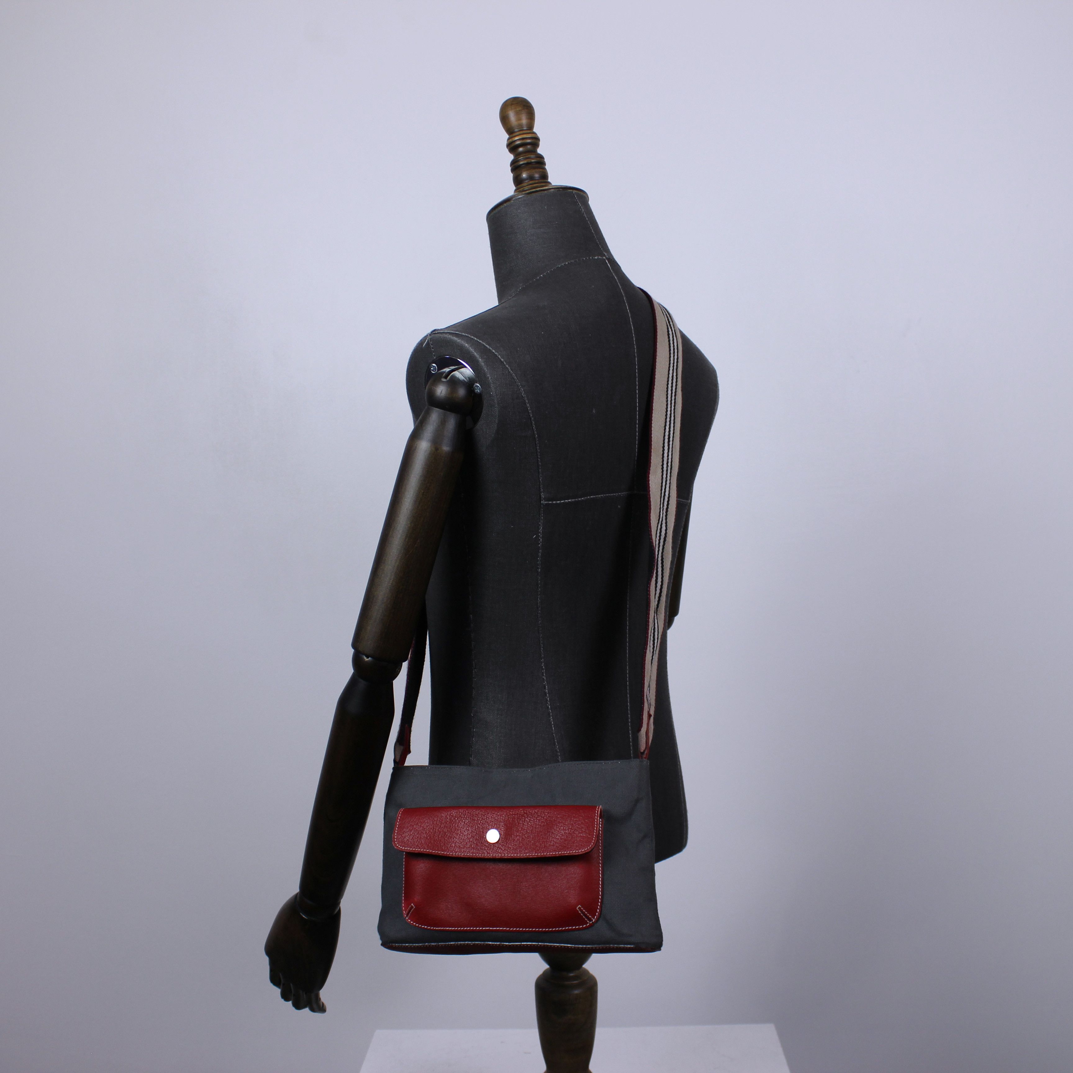 Burberry Burberry shoulders bag leather red gray nova one size Size ONE SIZE - 1 Thumbnail