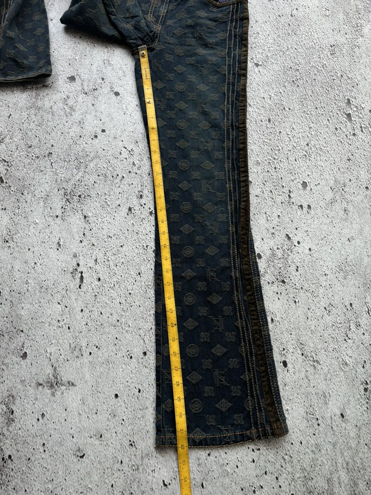 Hysteric Glamour 2000's GK flare monogram bootcut jeans Size 27" / US 4 / IT 40 - 13 Thumbnail