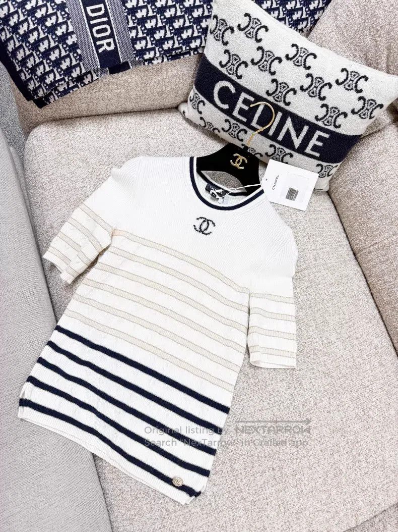 Chanel Chanel Love stripe double C logo love embroidery knitted s Size S / US 4 / IT 40 - 2 Thumbnail
