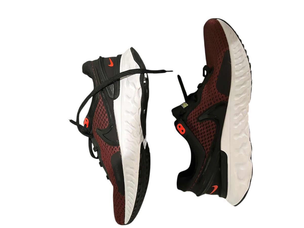 Nike Nike React Infinity Run Flyknit 2 size 6.5 Size US 6.5 / IT 36.5 - 6 Thumbnail
