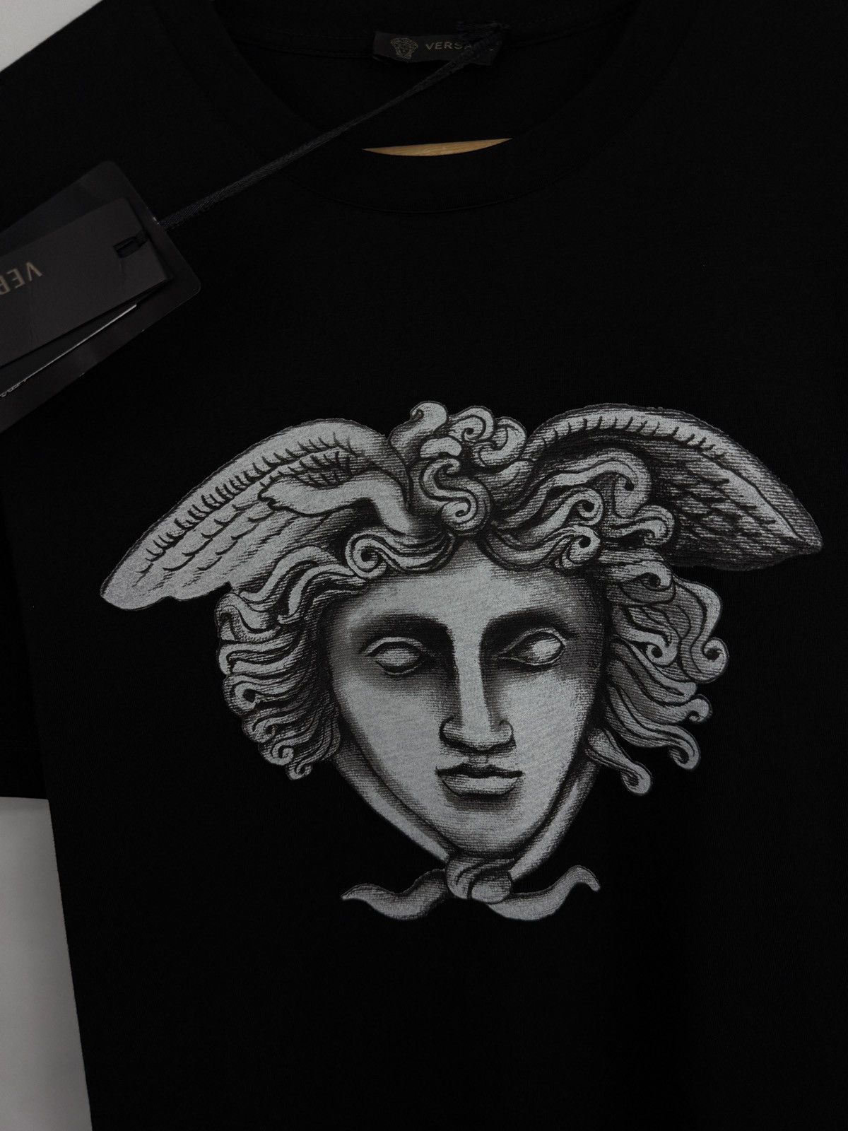 Versace ❗️NEW 🇮🇹 Versace Medusa Portrait T-Shirt Made in Italy Rare Size US L / EU 52-54 / 3 - 5 Thumbnail