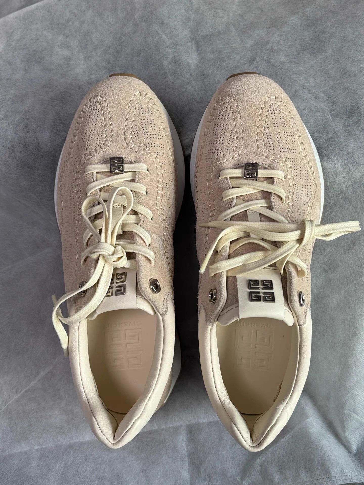 Givenchy GIVENCHY Suede Runner Sneakers K6 Size US 7.5 / EU 40-41 - 7 Thumbnail