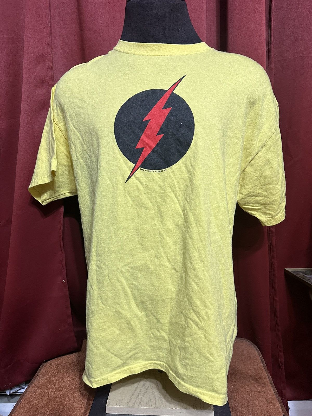 DC Comics Vintage The Flash Tshirt 90’s DC Comicbook Tee Grail Size US XL / EU 56 / 4 - 1 Thumbnail