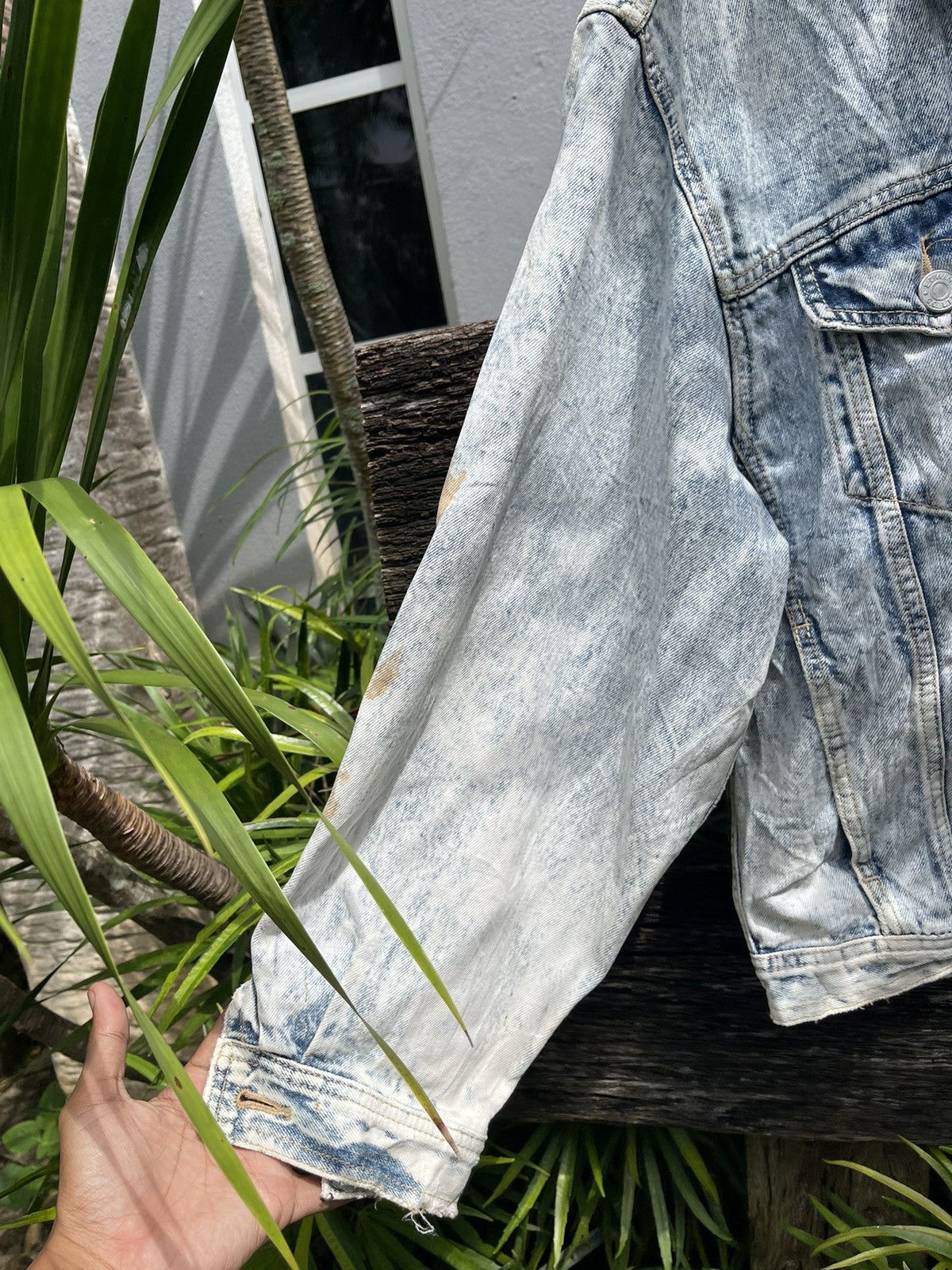 Edwin Vintage Edwin Acid Wash Denim Jacket Made in Japan (Size L) Size US L / EU 52-54 / 3 - 8 Thumbnail