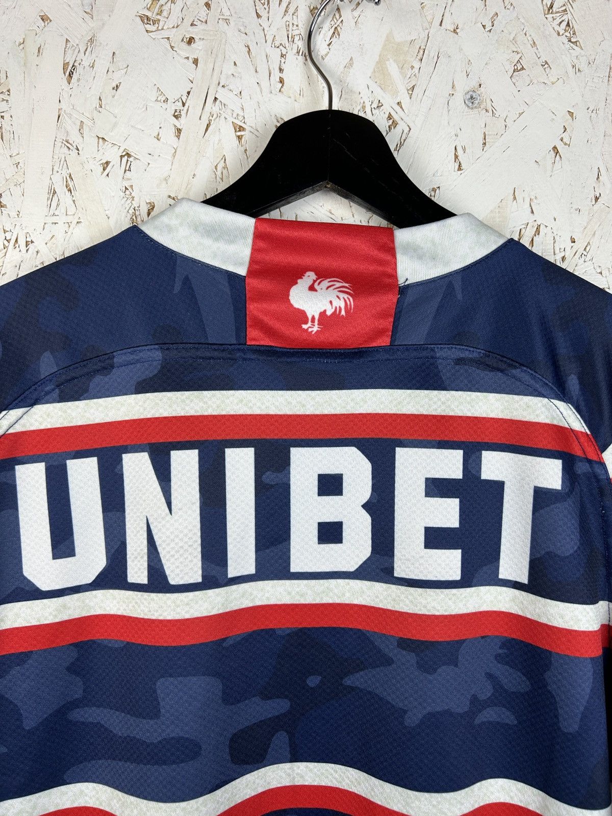 Other Sydney Roosters NRL Isc Rugby 2020/21 Retro Jersey Size L Size US L / EU 52-54 / 3 - 8 Thumbnail