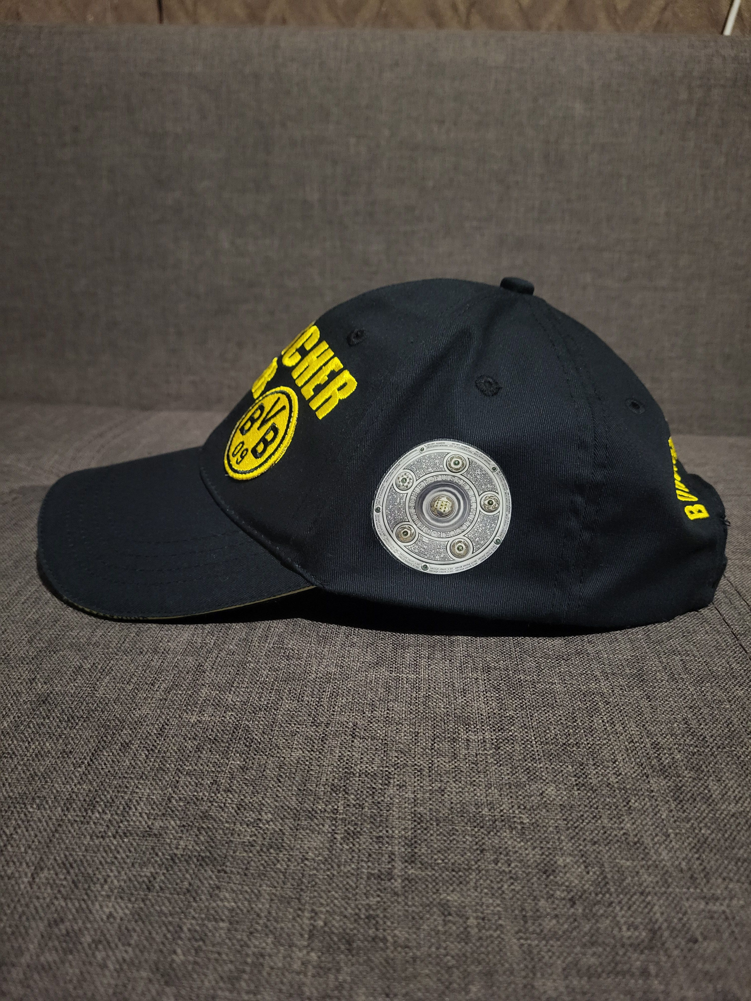 Vintage vintage Deutscher meister 2011 borussia dortmund Size ONE SIZE - 3 Thumbnail