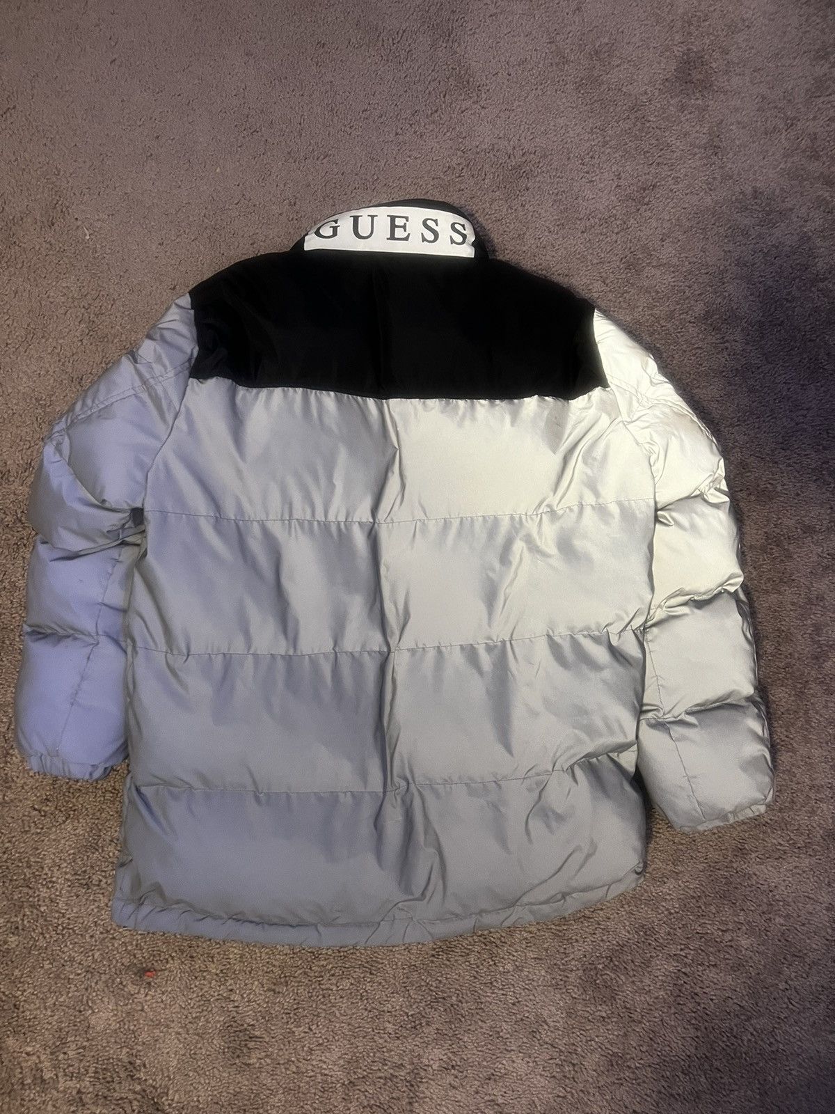 Guess GUESS HOLOGRAPHIC PUFFER JACKET Size US XL / EU 56 / 4 - 2 Thumbnail