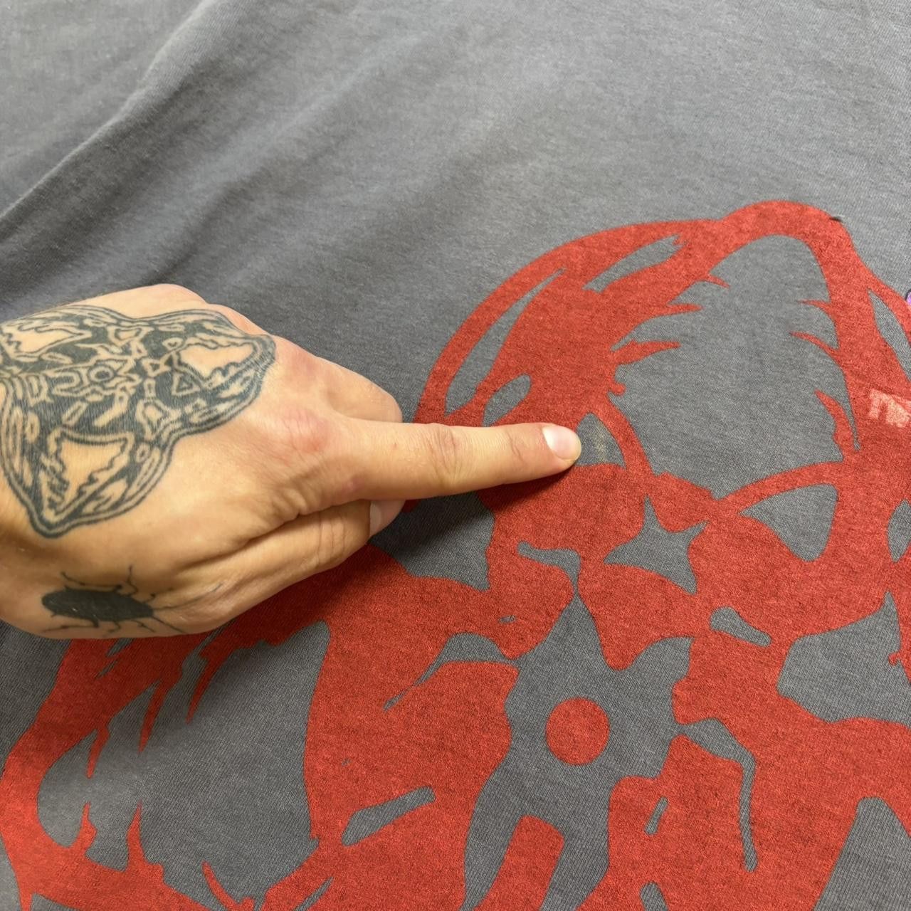 Anvil Vintage T-Shirt Roach’s Revived Custom Red Biohazard Graphic Size US XL / EU 56 / 4 - 6 Thumbnail