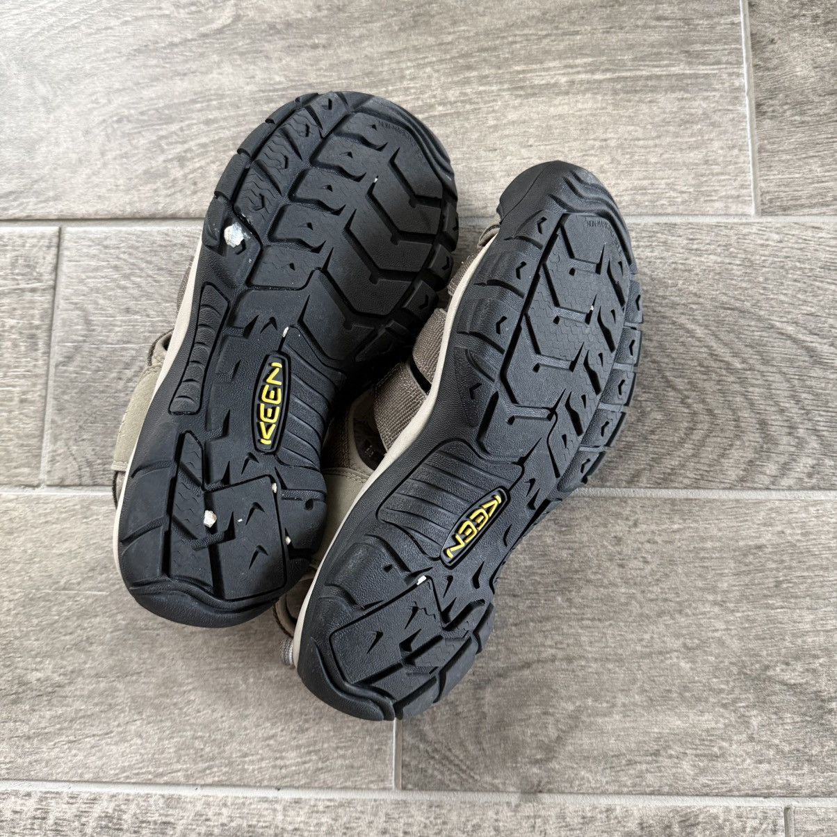 KEEN Keen hiking sandal shoes size 9M Size US 9 / EU 42 - 4 Thumbnail