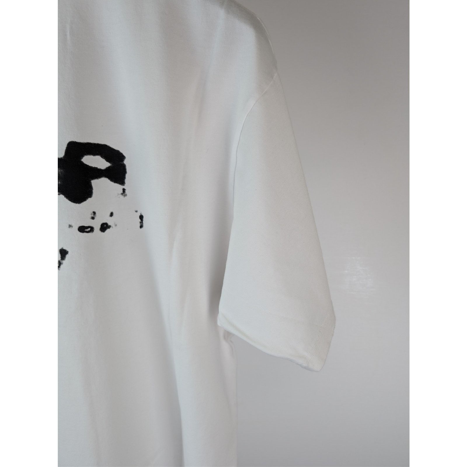 Balenciaga o1rshd1 Hand Drawn BB Icon Vintage Jersey Medium Fit T-Shirt Size US S / EU 44-46 / 1 - 13 Thumbnail