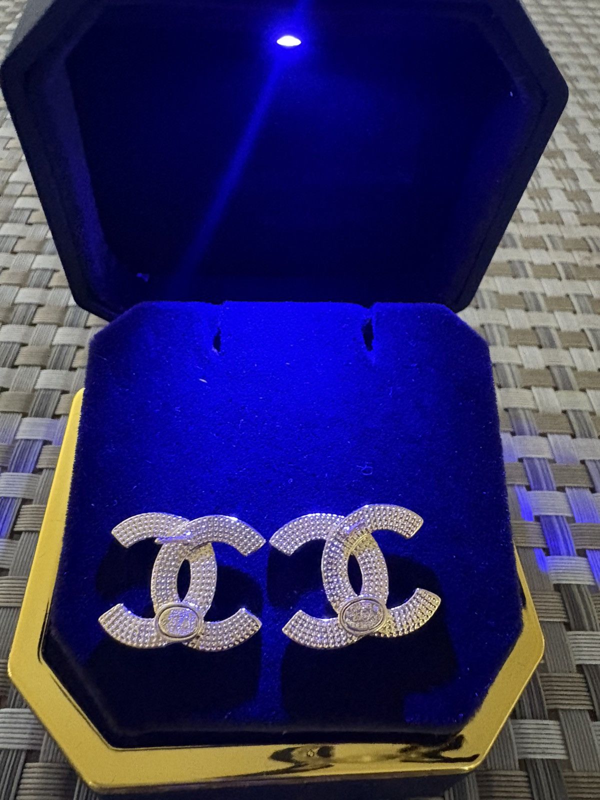 Chanel Chanel Vintage Gold Plated Stud Earrings Size ONE SIZE - 11 Thumbnail