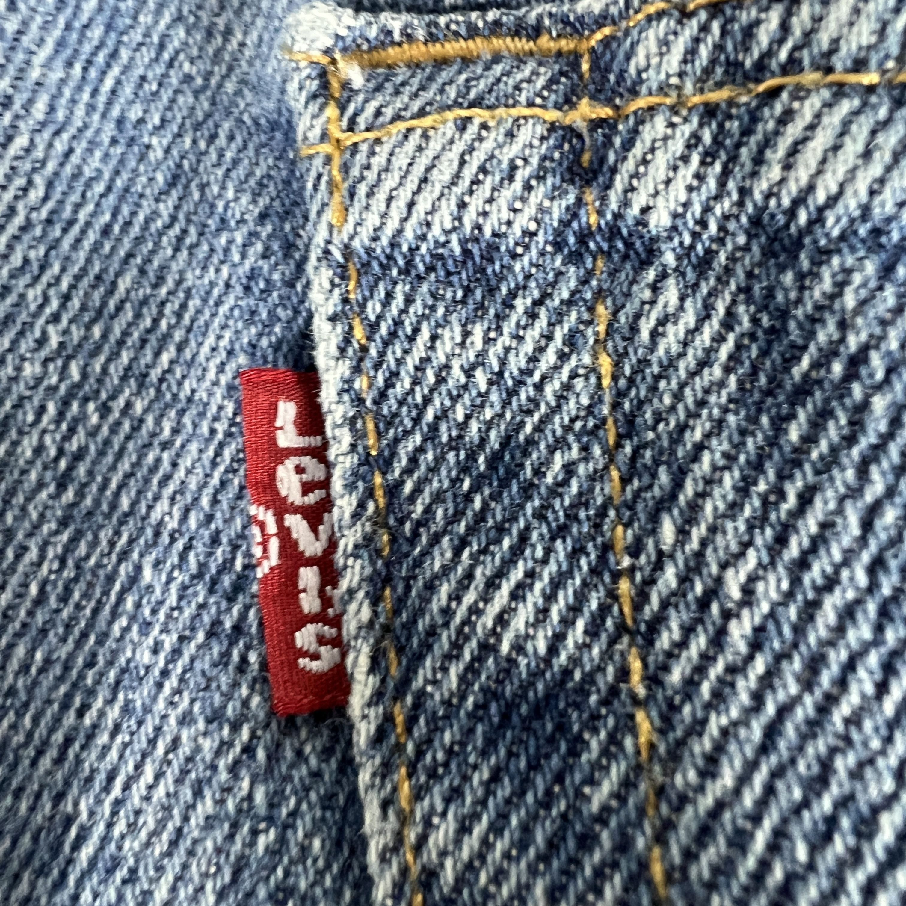 Levi's Levi's Jeans 550 Relaxed Blue Faded Cotton Denim Size US 34 / EU 50 - 12 Thumbnail