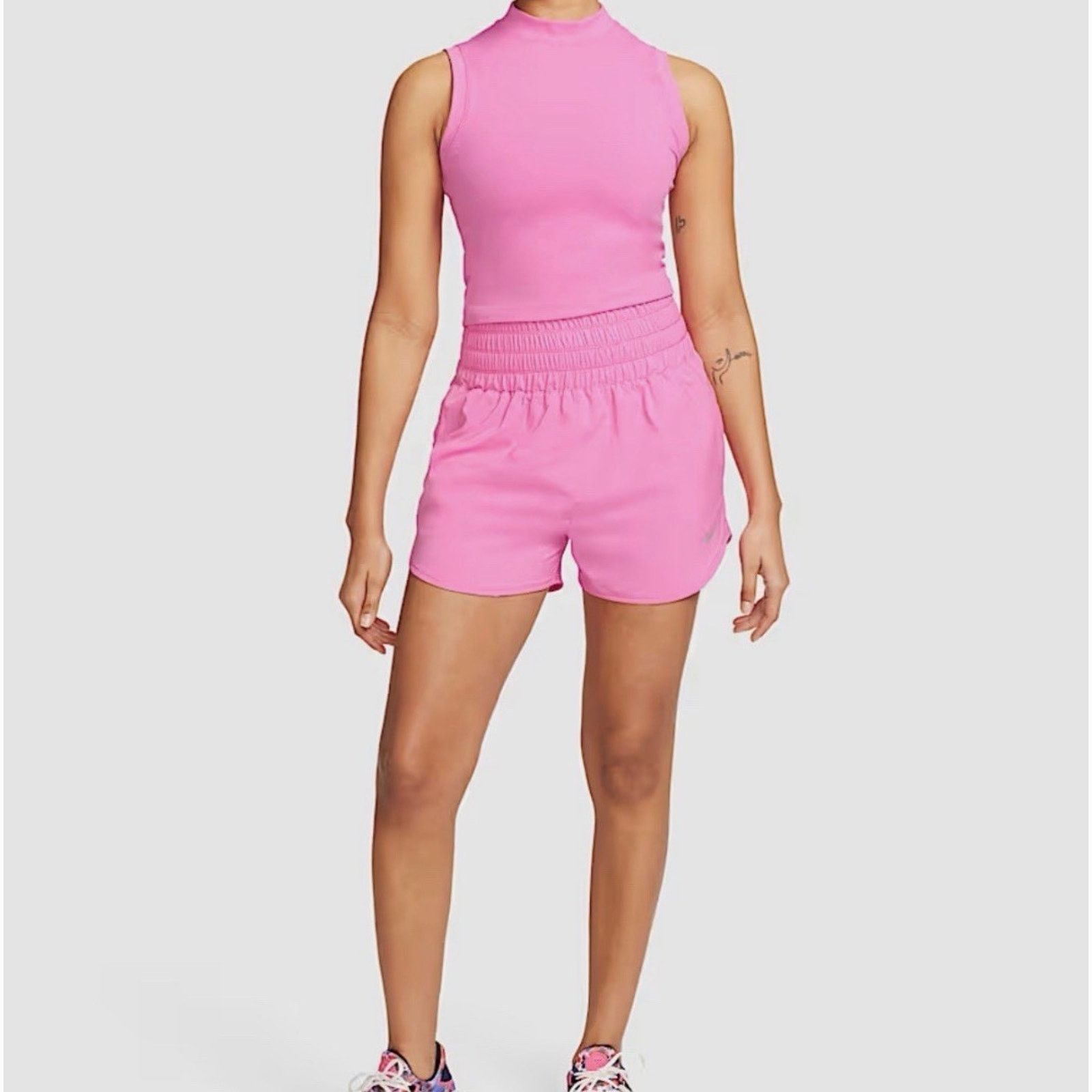Nike Nike One Dri-FIT 3" Lined Ultra High-Waisted Shorts Sz S Size 28" / US 6 / IT 42 - 5 Thumbnail