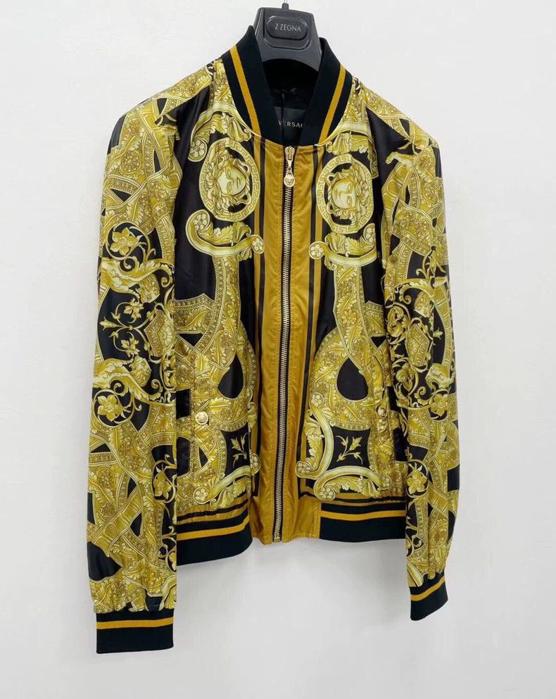 Versace Versace Black gold medusa baroque jacket coat Size US S / EU 44-46 / 1 - 1 Thumbnail