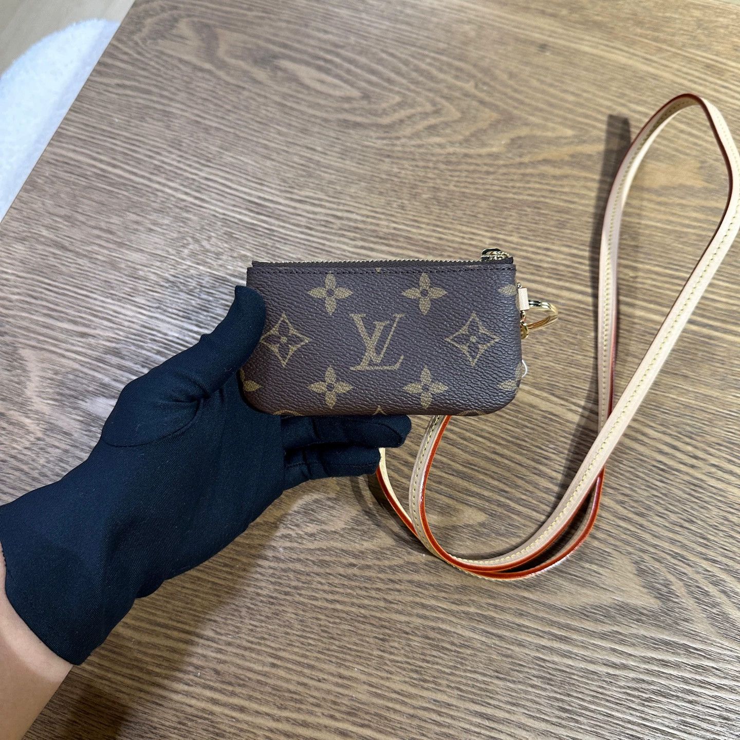 Louis Vuitton Louis Vuitton may353 Cat Limited Phone & Wallet Charm Size ONE SIZE - 5 Thumbnail