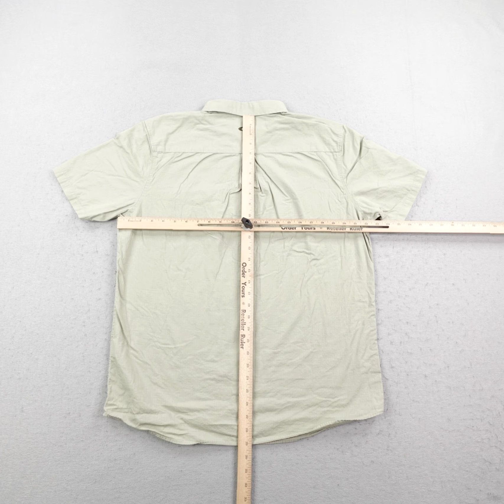 Oakley Oakley Shirt Mens XL Gray Button-Up Short Sleeve Outdoor Ripstop Lightweight Pockets Bre breathable Collar Oxford Size US XL / EU 56 / 4 - 6 Thumbnail