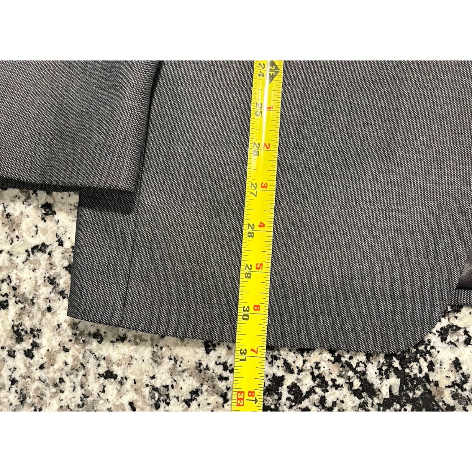 Ralph Lauren Lauren Ralph Lauren Jacket Mens 38R Gray Blazer Wool Blend 2 Button Solid Lined Business Casual Party/Cocktail Travel Workwear Mens Size 38R - 4 Thumbnail