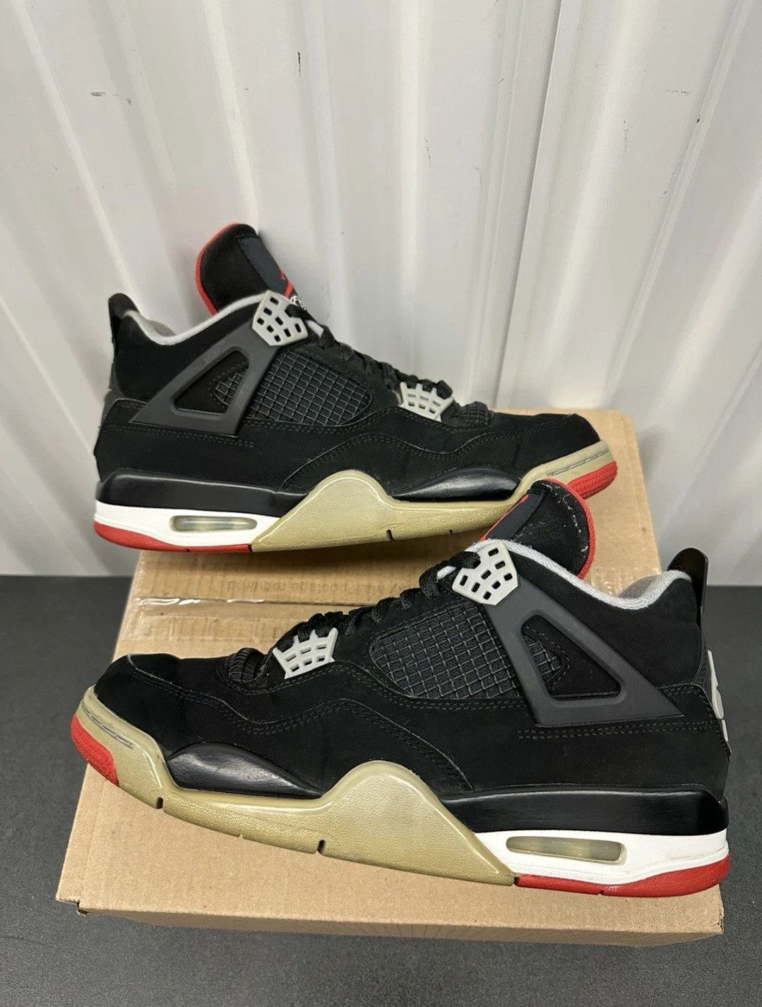 Jordan Brand Nike Air Jordan Retro 4 OG Bred 2019 308497060 Size 8.5 Men Size US 8.5 / EU 41-42 - 3 Thumbnail