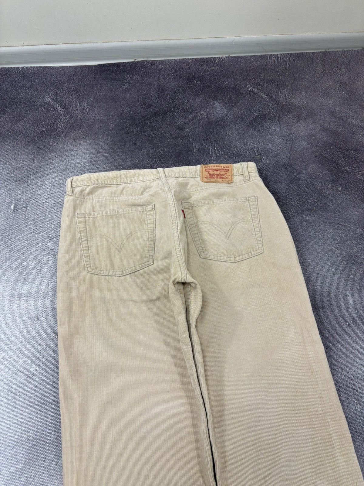 Levi's Vintage Levi’s 751 84 Men’s Corduroy Velvet Hype Pants Jeans Size US 38 / EU 54 - 5 Thumbnail