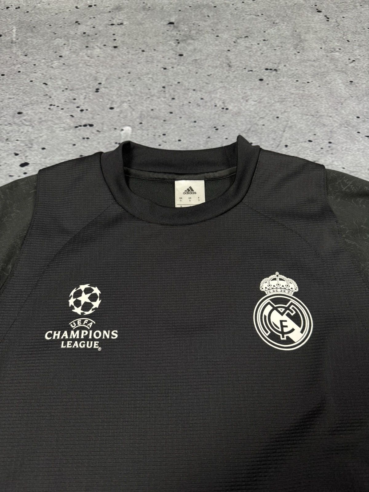 Vintage Real Madrid Adidas Sweatshirt 2016 Pre Owned Size US S / EU 44-46 / 1 - 3 Thumbnail