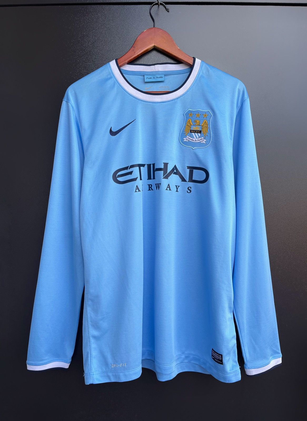Nike Manchester City 2013 2014 Home Shirt Jersey Nike Long Sleeve Size US L / EU 52-54 / 3 - 1 Thumbnail