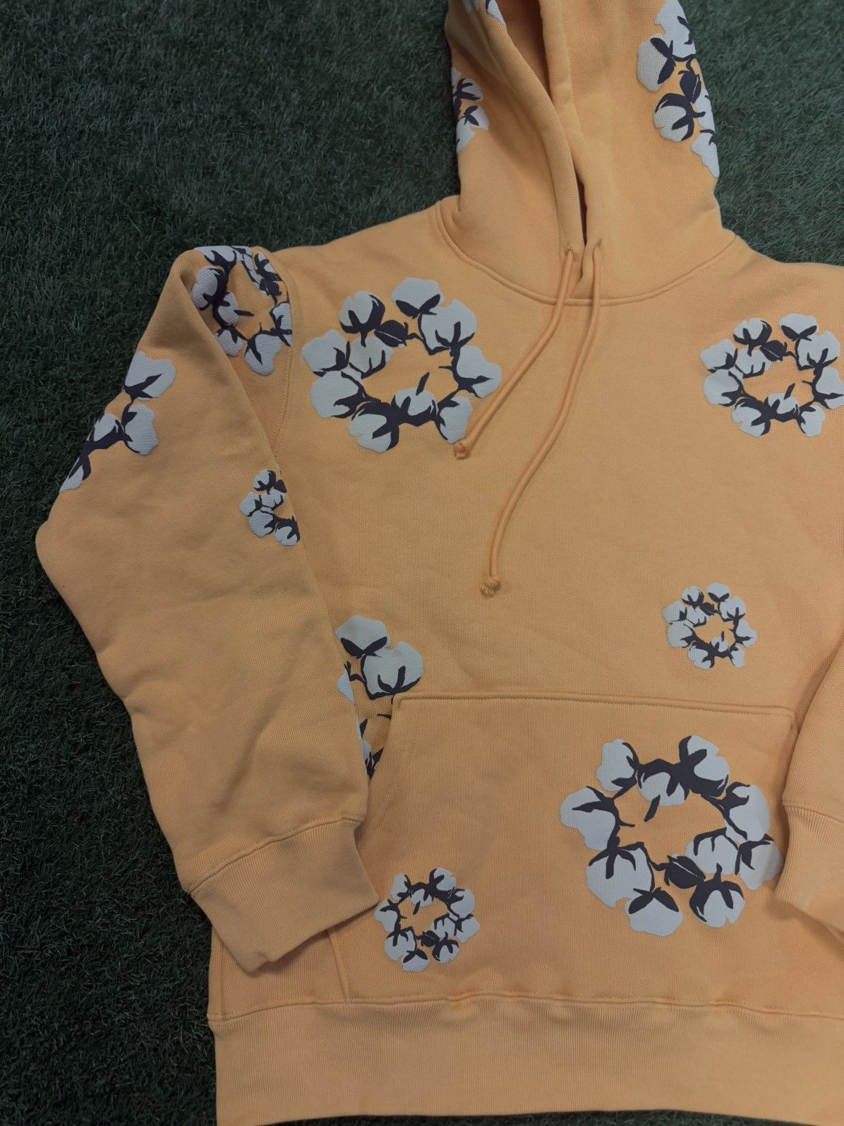 Cactus Plant Flea Market × DENIM TEARS Denim Tears CPFM Yellow Cotton Wreath Hoodie M (NEW) Size US S / EU 44-46 / 1 - 3 Thumbnail