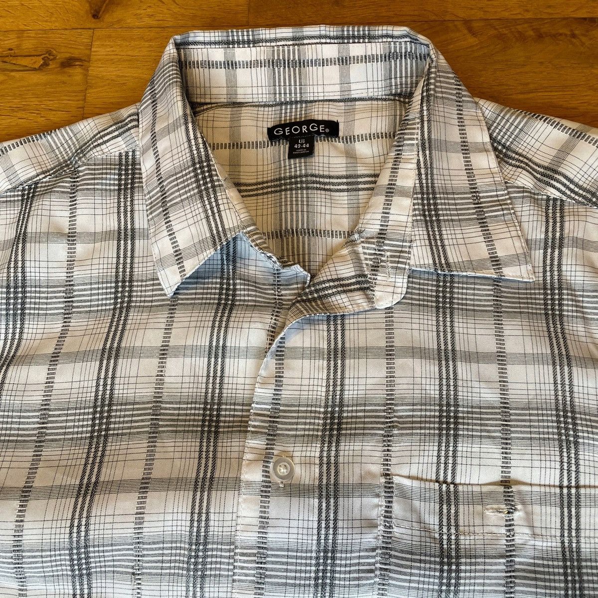 George × Vintage George mens vintage Summer shirt size L Size US L / EU 52-54 / 3 - 3 Thumbnail
