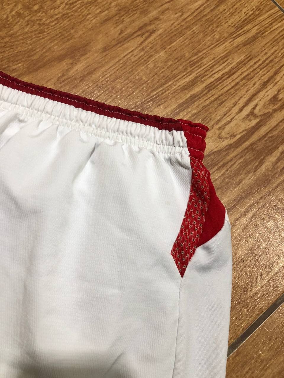 Umbro ENGLAND AWAY FOOTBALL SOCCER SHORTS UMBRO Size US 38 / EU 54 - 13 Thumbnail