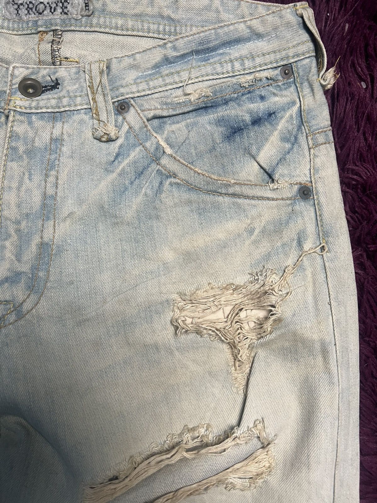 TROVE Archive TROVE Japanese Brand Distressed Light Wash Denim(45) Size US 34 / EU 50 - 4 Thumbnail