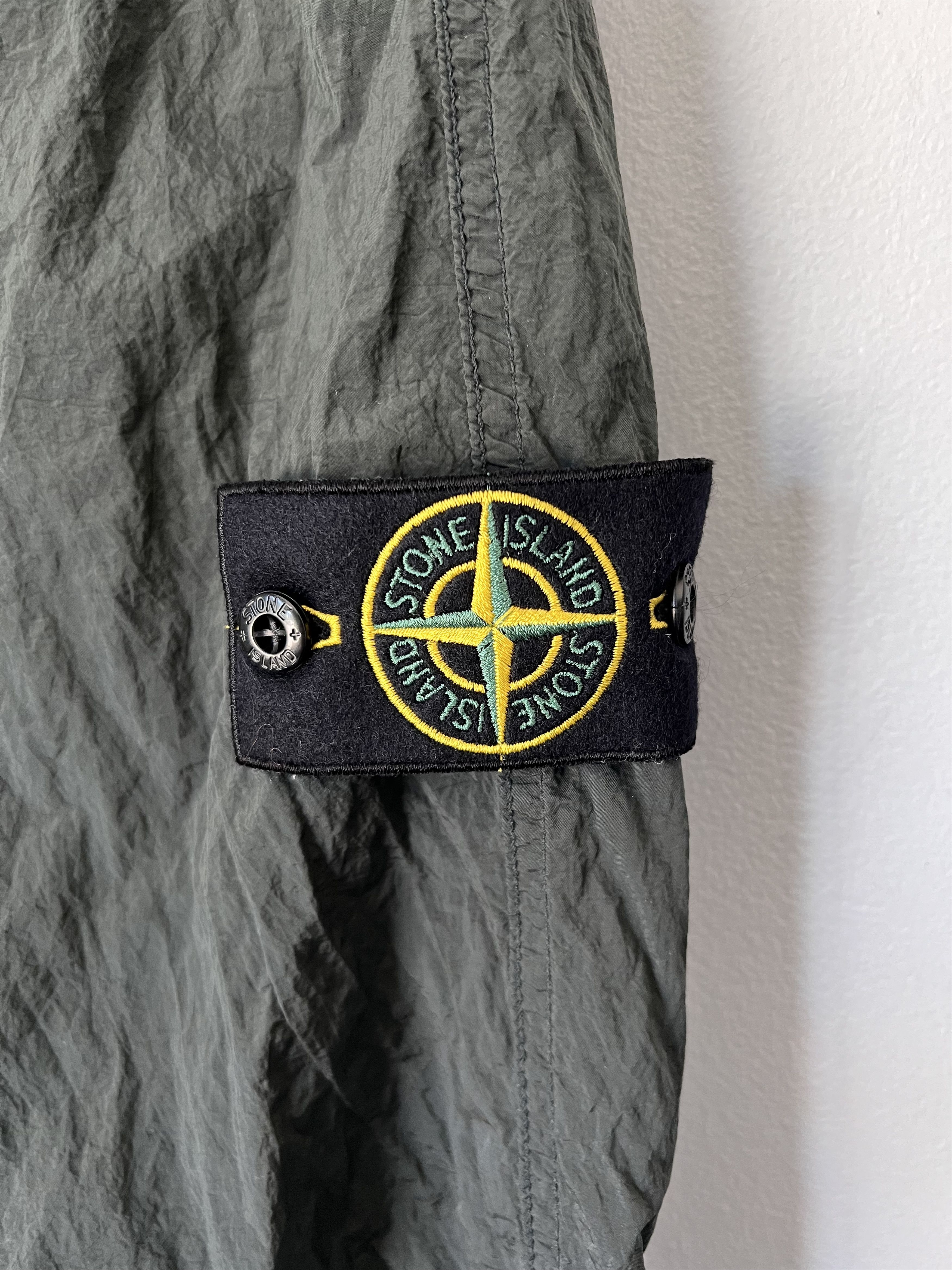 Stone Island Stone Island Nylon Metal Econyl Pants in Musk Size US 30 / EU 46 - 4 Thumbnail