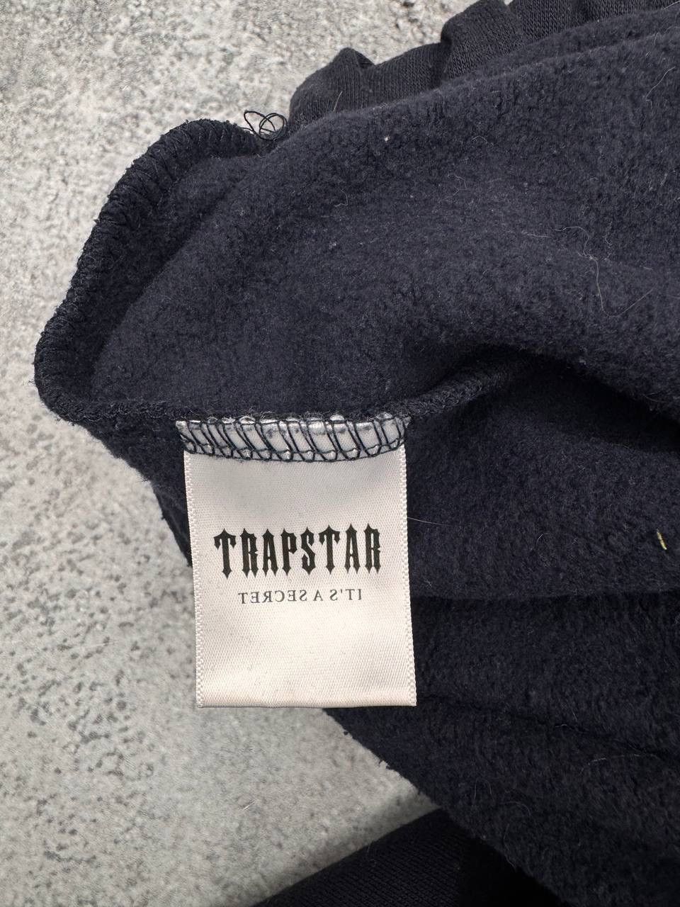 Trapstar London Trapstar Men's Tracksuit Hoodie And Joggers Navy Logo Set Size US M / EU 48-50 / 2 - 12 Thumbnail