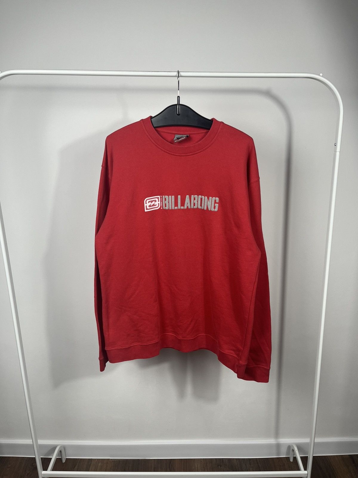 Billabong Vintage Billabong Red Crewneck Sweatshirt Logo Size M Size US M / EU 48-50 / 2 - 1 Thumbnail