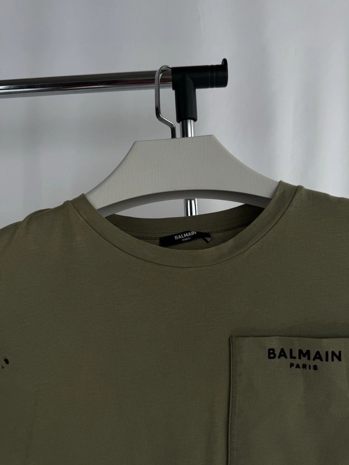 Balmain BALMAIN Paris Men's T-Shirt Distressed Green size:M RARE Size US M / EU 48-50 / 2 - 4 Thumbnail