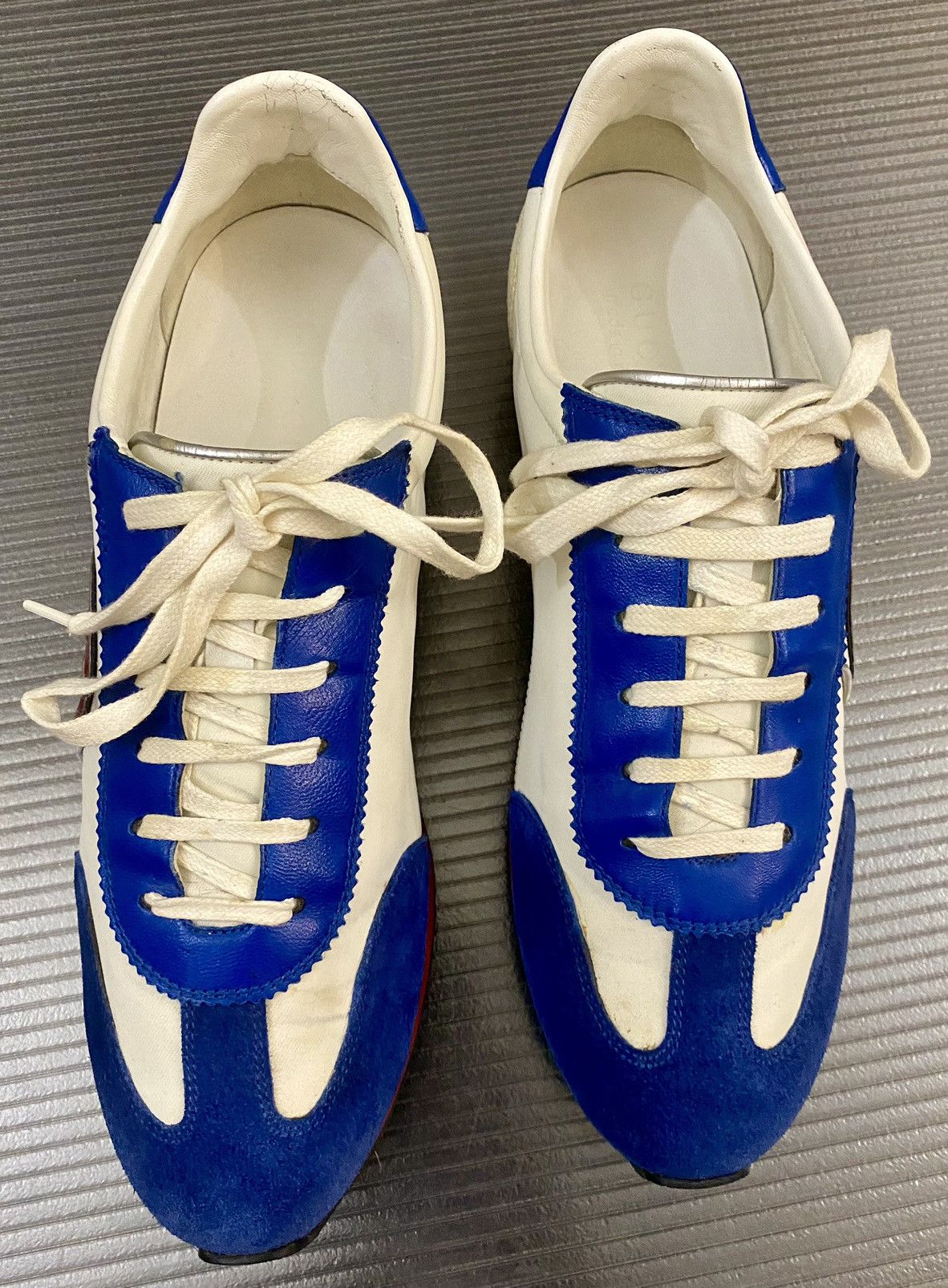 Gucci Gucci 🇮🇹 x Tom Ford white blue suede GG sneaker 9.5uk VINTAGE Size US 10.5 / EU 43-44 - 7 Thumbnail