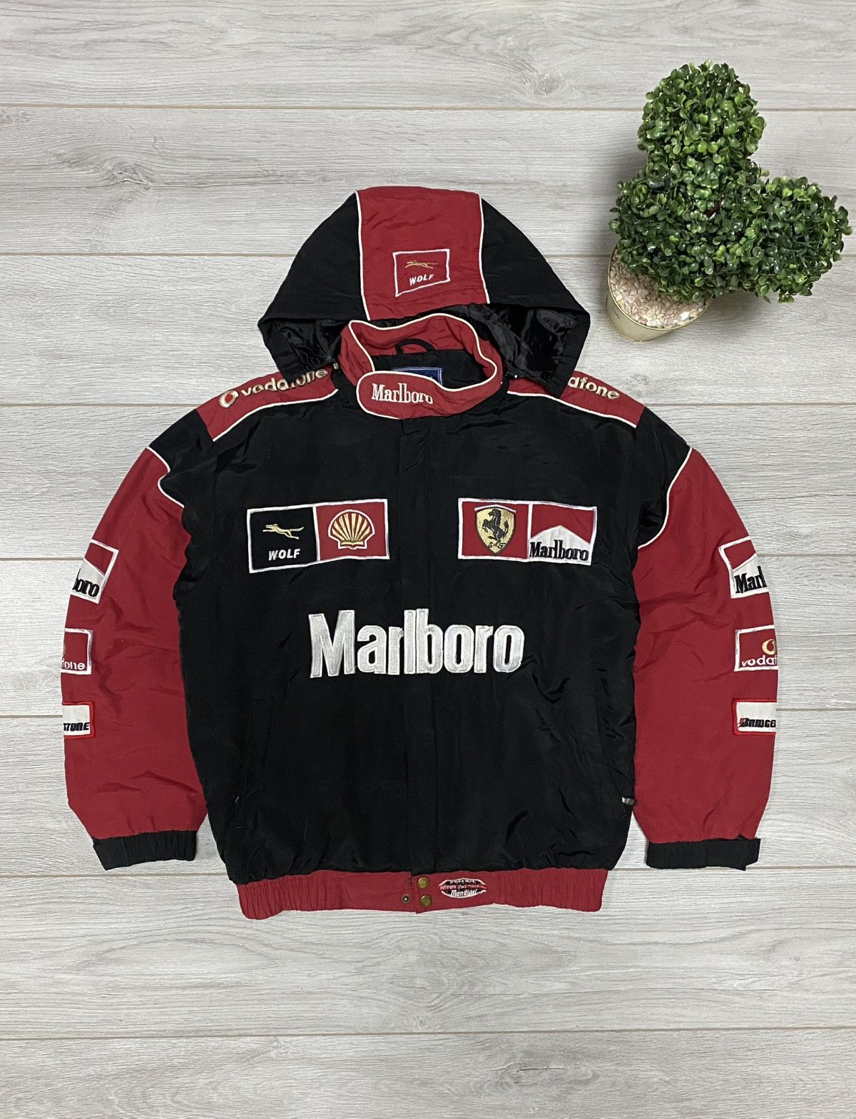 Marlboro Marlboro Ferrari vintage racing bomber shell jacket Size US XL / EU 56 / 4 - 1 Thumbnail