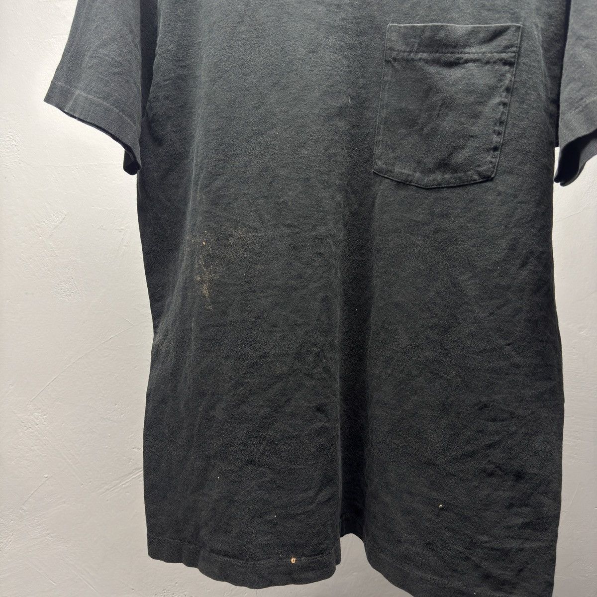 Vintage 90s Faded Thrashed Blank Black Pocket Shirt ERD Grunge Size US XL / EU 56 / 4 - 4 Thumbnail