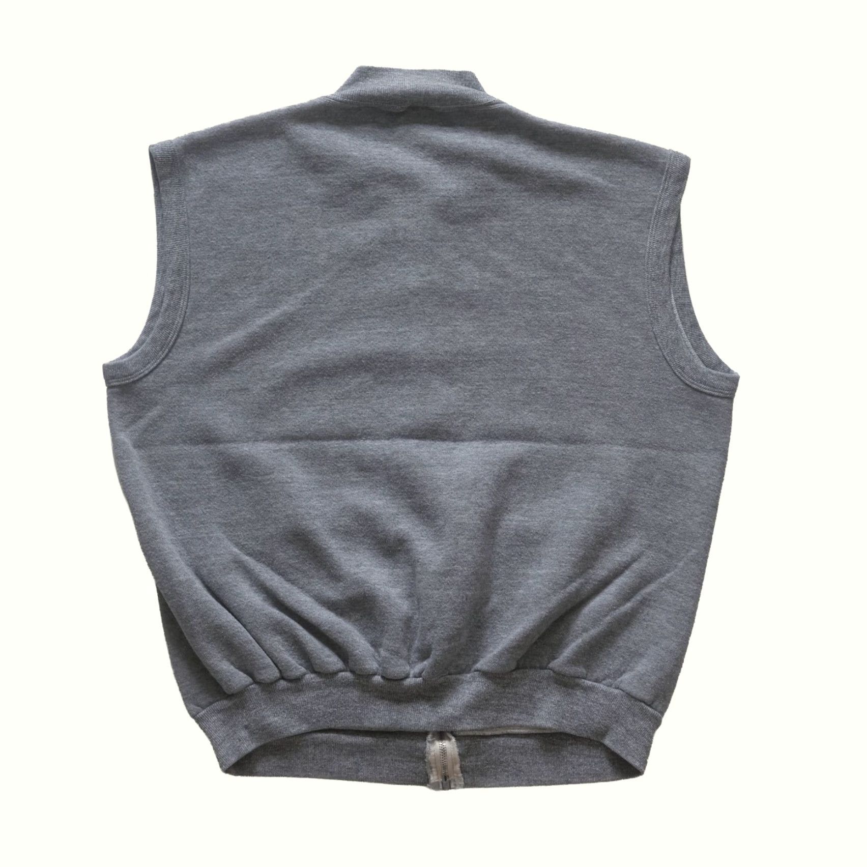 Vintage VINTAGE Sportswear Sweatshirt Crew Neck Sleeveless Gray USA Made Active 80s 70s L Men Size US L / EU 52-54 / 3 - 3 Thumbnail