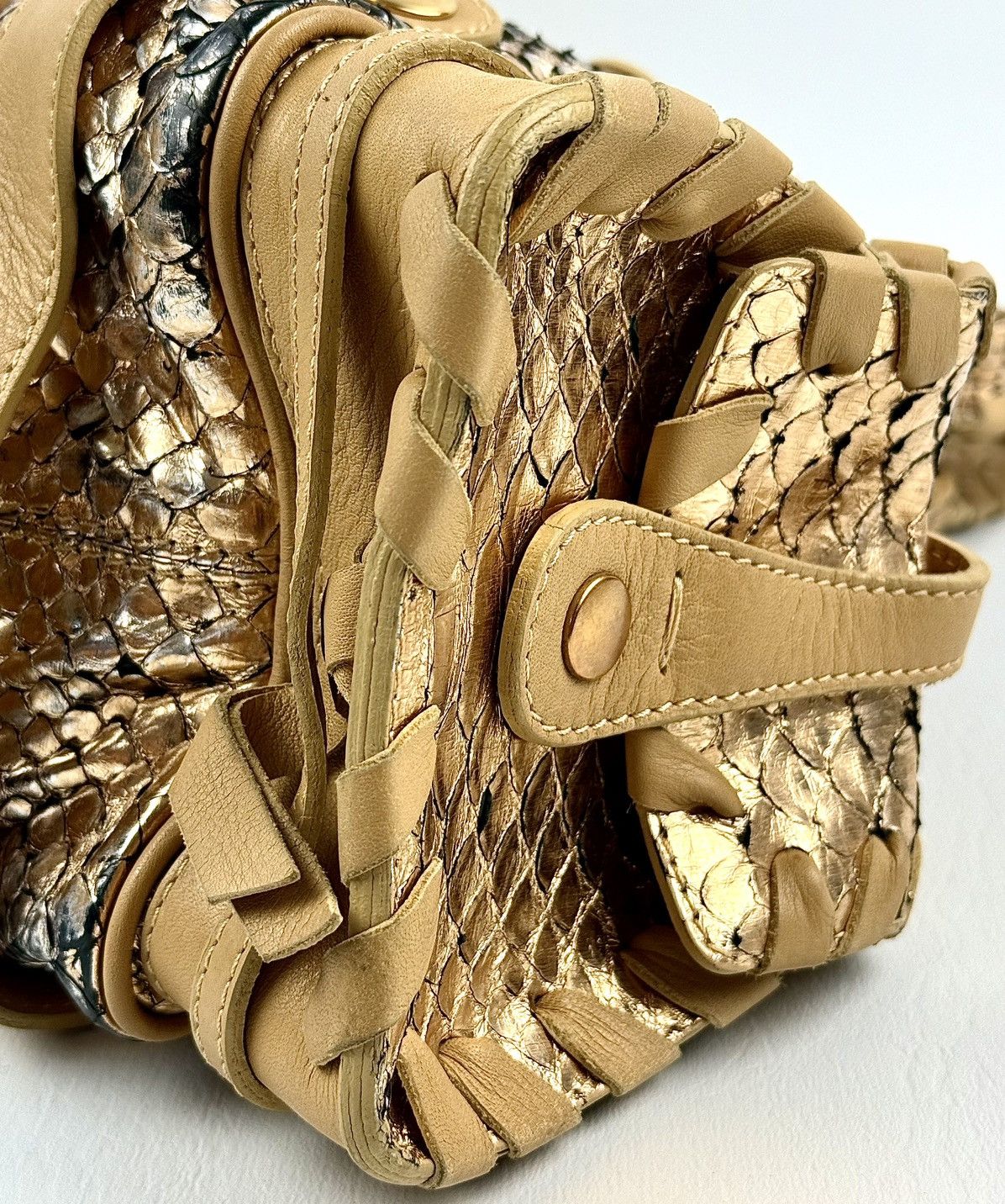 Chloe Chloe - Phoebe - 2004 - Magazine - Metallic Gold - Silverado Size ONE SIZE - 19 Thumbnail