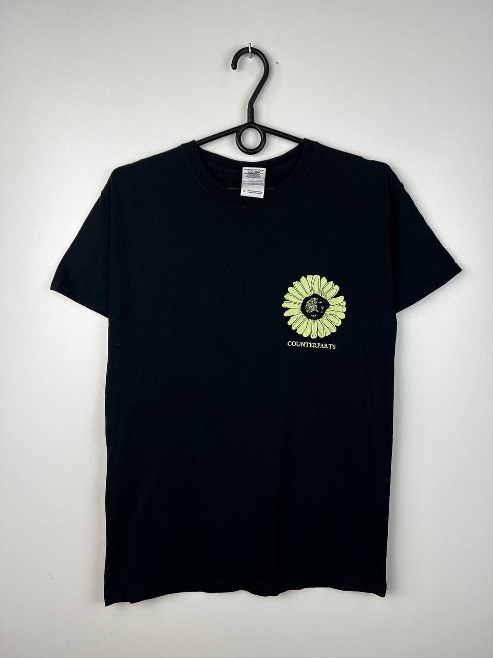 Vintage Counter Parts flower vintage crazy t-shirts size S Size US S / EU 44-46 / 1 - 1 Thumbnail
