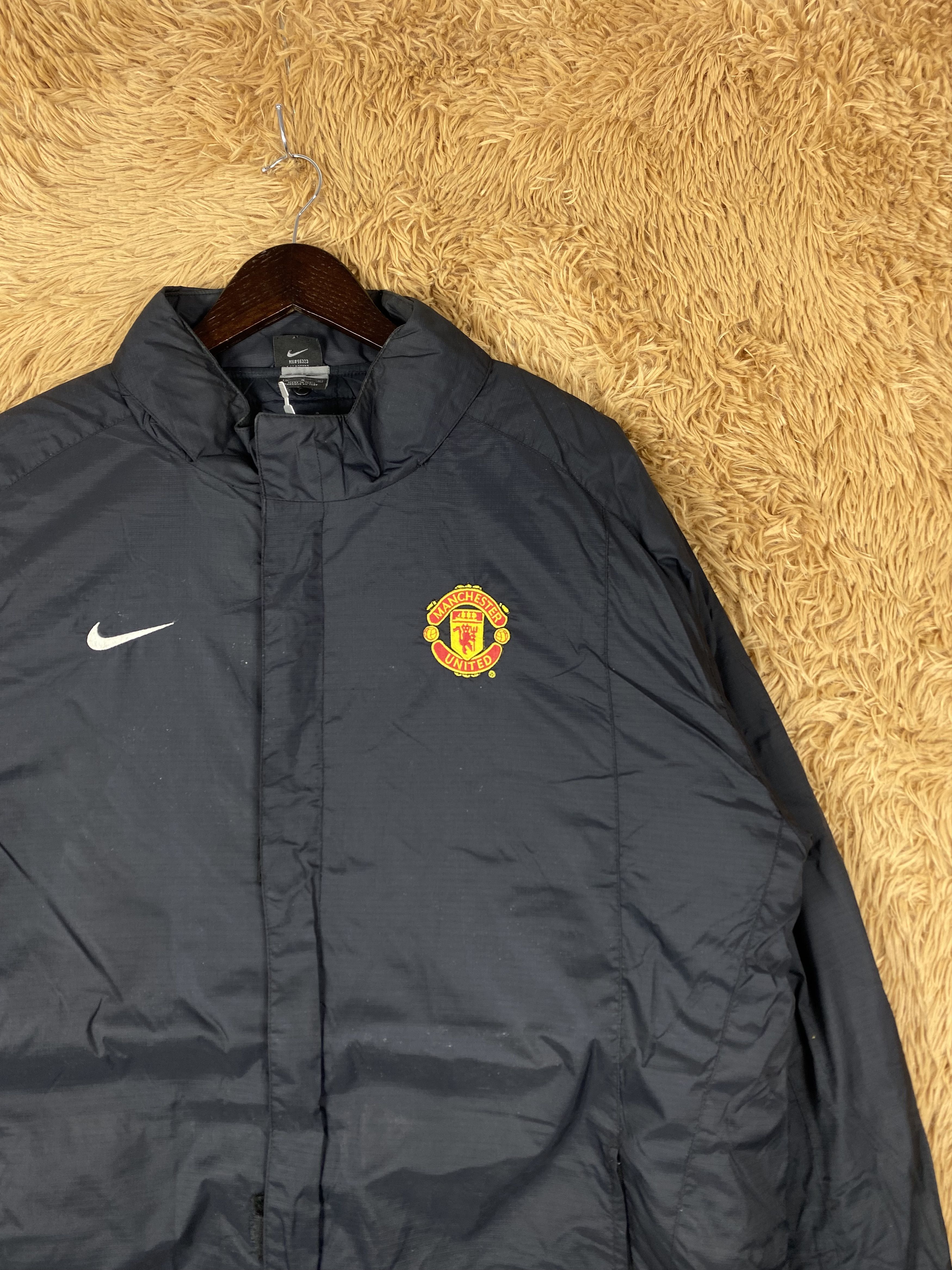 Nike Vintage Nike x Manchester United Jacket DJ0920 Size US M / EU 48-50 / 2 - 3 Thumbnail
