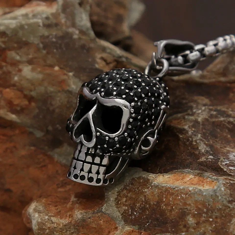 Jewelry Gothic Black Skull Pendant Necklace Size ONE SIZE - 2 Thumbnail