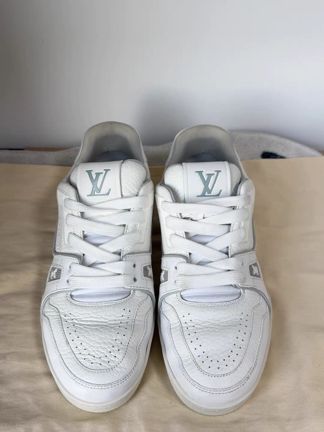 Louis Vuitton LOUIS VUITTON Trainer Leather Low-Top Fashion Sneakers K13 Size US 7 / IT 37 - 1 Thumbnail