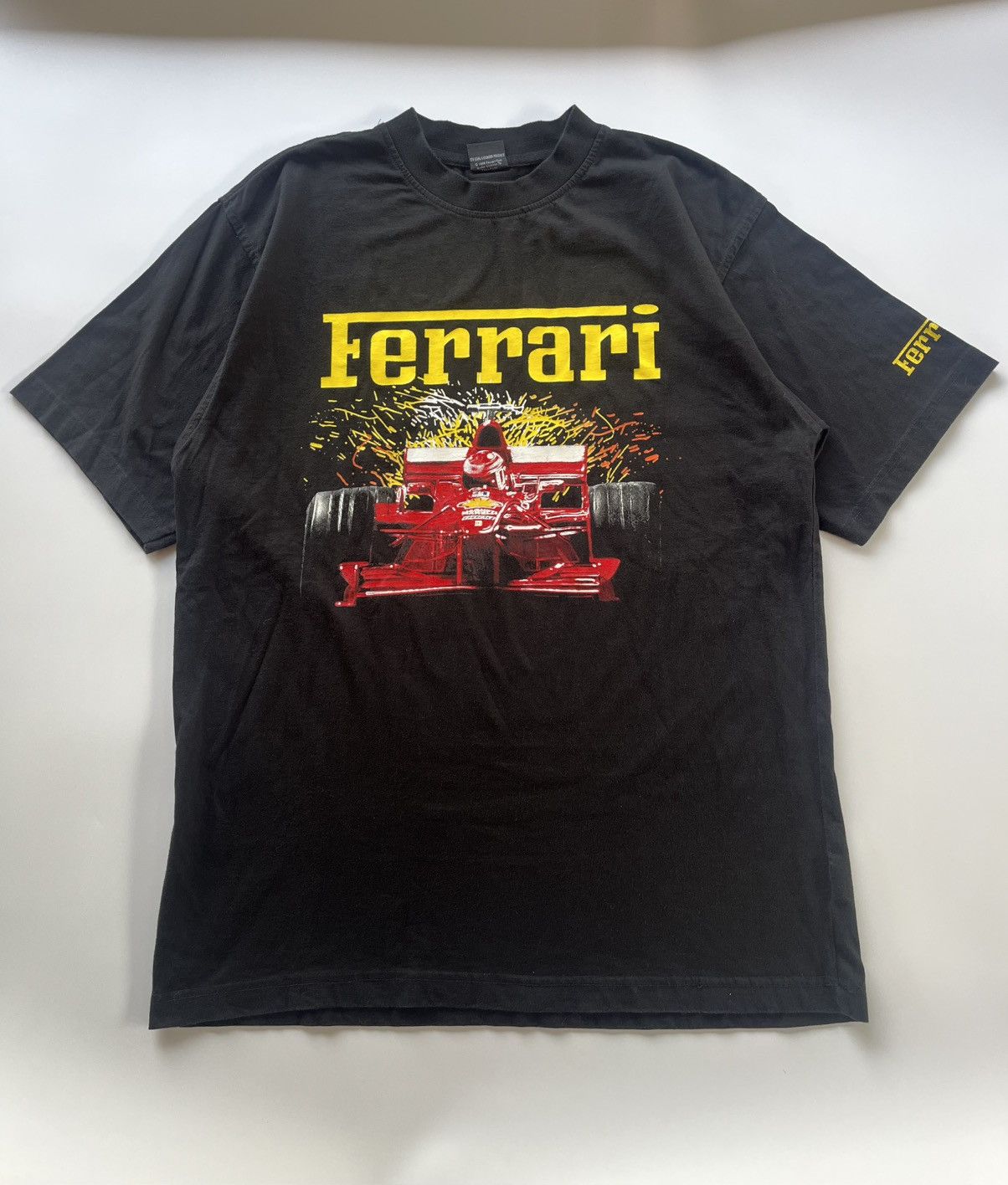 Ferrari Vintage 90s Ferrari F1 Graphic Tee Size US L / EU 52-54 / 3 - 1 Thumbnail