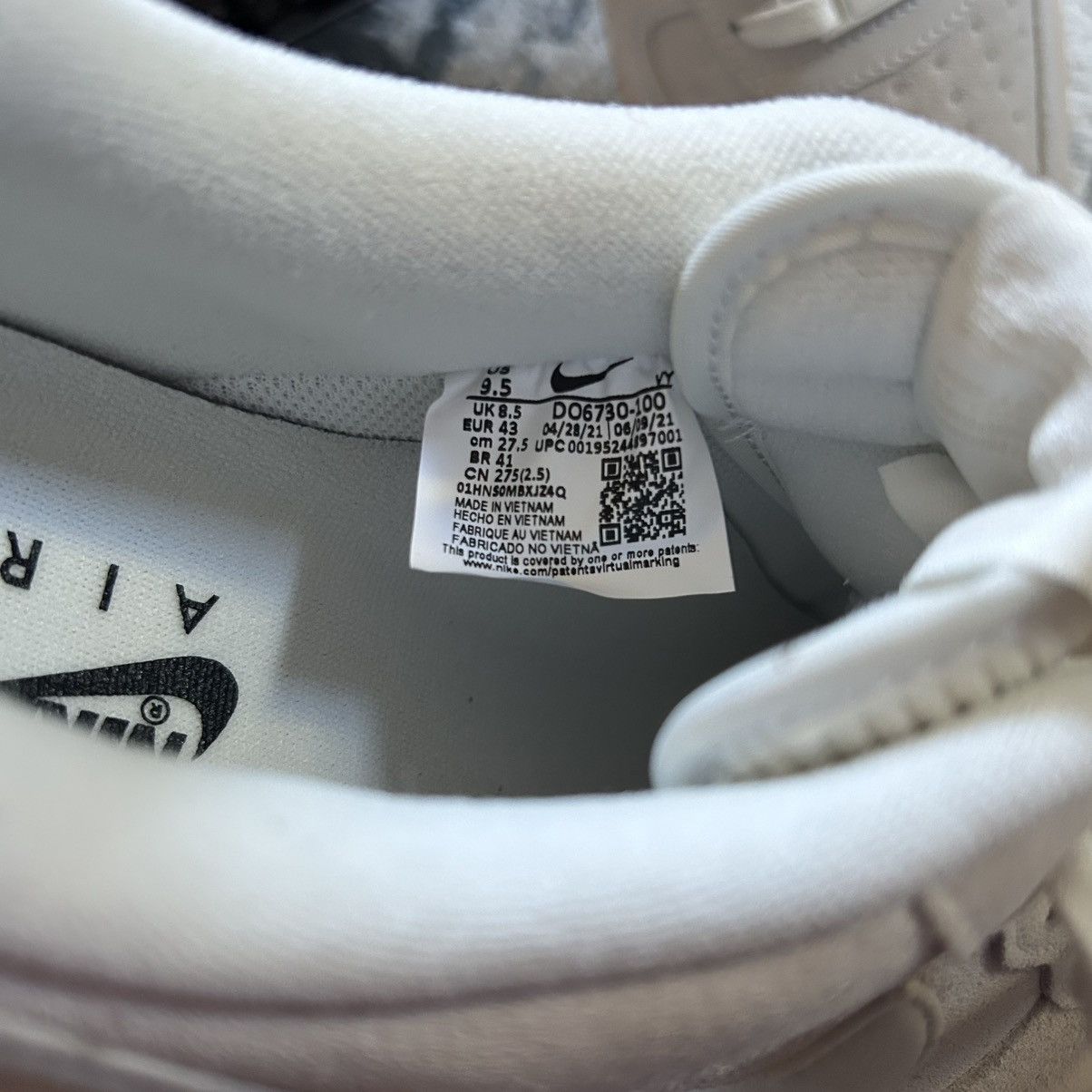 Nike WiNTER 2021 AiR FORCE 1 PREMiUM SUMMiT WHiTE PEARL SUEDE AF1 Size US 9.5 / EU 42-43 - 11 Thumbnail