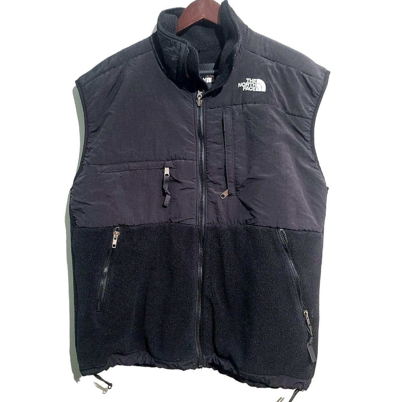 The North Face Vintage North Face Mens Black Denali Fleece Vest Size US L / EU 52-54 / 3 - 1 Thumbnail