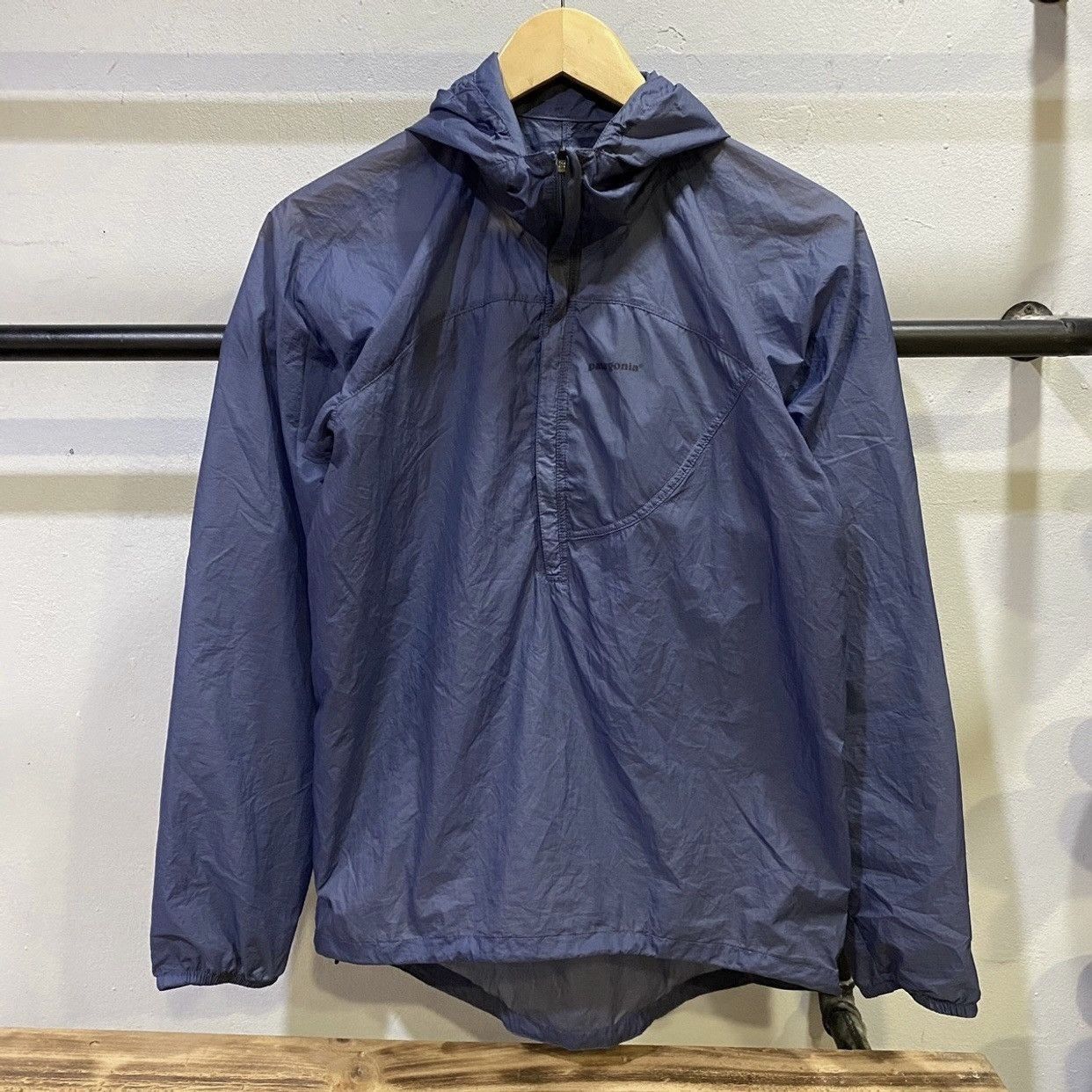 Patagonia Patagonia Houdini Light Windbreaker - Navy Blue Size US XS / EU 42 / 0 - 2 Thumbnail